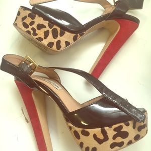 Steve Madden black leather & leopard print sandals